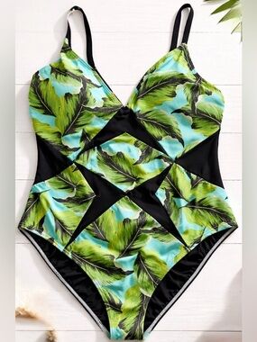 Sun & Sea Women’s Size 20 One Piece Swimsuit
